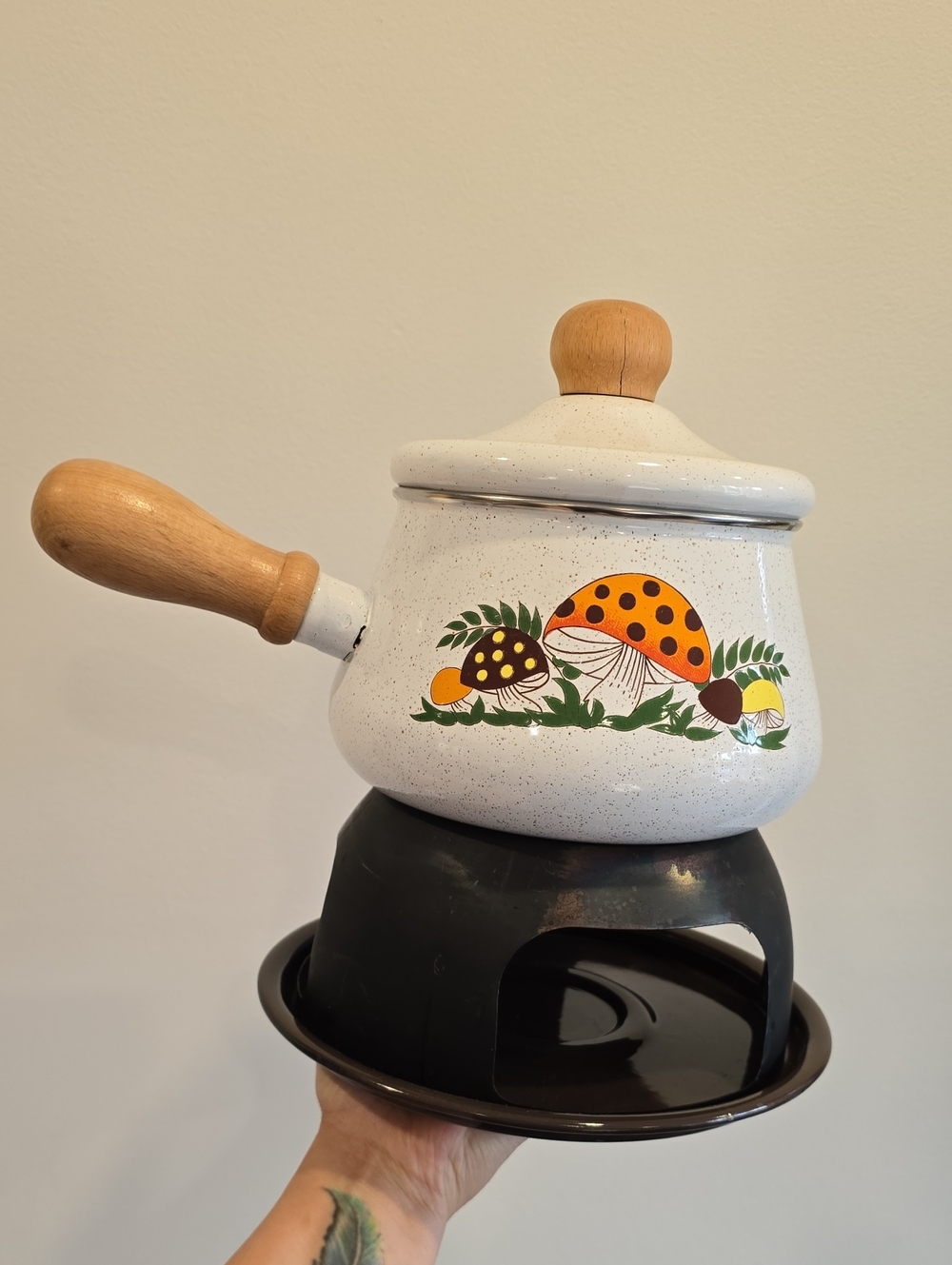 Vintage 70s Merry Mushroom Enamel Fondue Pot Set